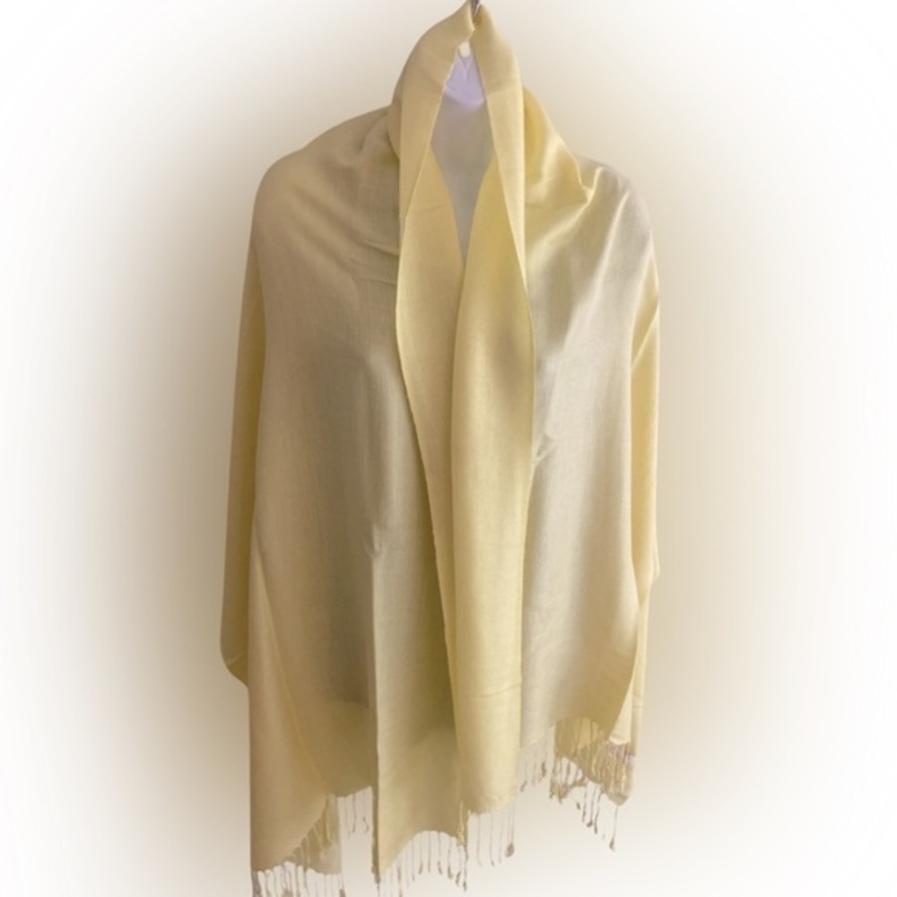 Pashmina Lemon Yellow Shawl -27x70 yellow viscose , polyester NWOT